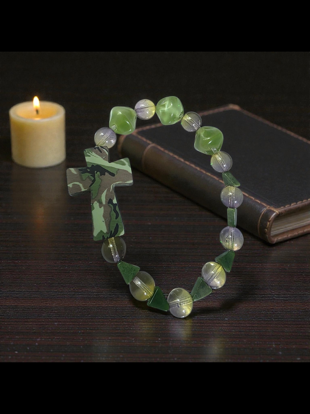 Camouflage Cross Beaded Stretch Bracelet Green